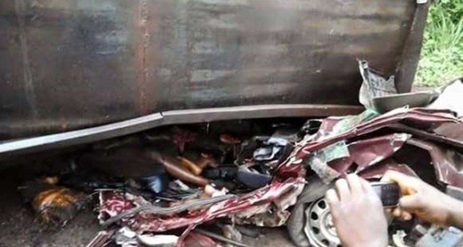 How Epileptic Driver Seizure and Killed Four Kwara Poly Students After He Ram Into Trailer