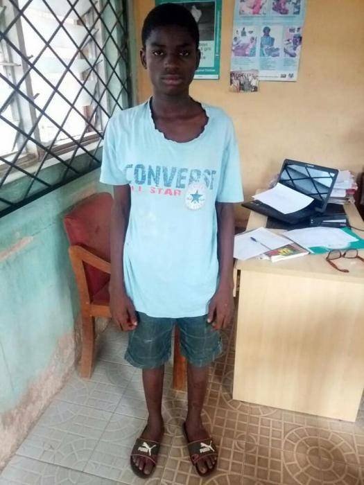 JSS 2 Student Detained By Police After Being Abandoned By His Father in Benin – Photo