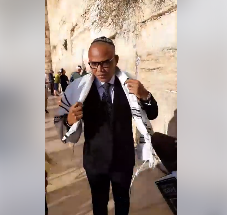 Watch The Moment Nnamdi Kanu Appeared on Live TV in Israel, Listing His Demands (Video)