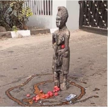 Commotion As Strange ‘Fetish-Like’ Object Scares Students, Workers From University Of Ibadan Gate