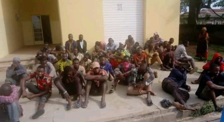 COVID-19: Oyo Intercepts Trailer Load Of 70 Northerners From Kano, Kaduna, Katsina, Zamfara