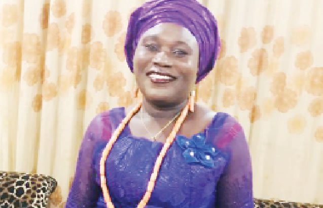 UNIBEN lecturer killed as bribe-seeking policeman drags steering with driver