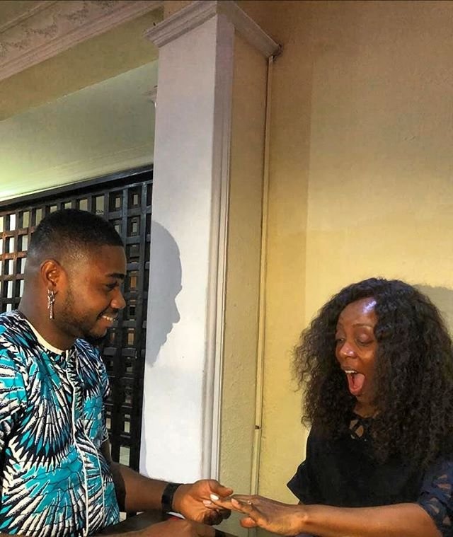 BBNaija’s Praise is engaged (Video)