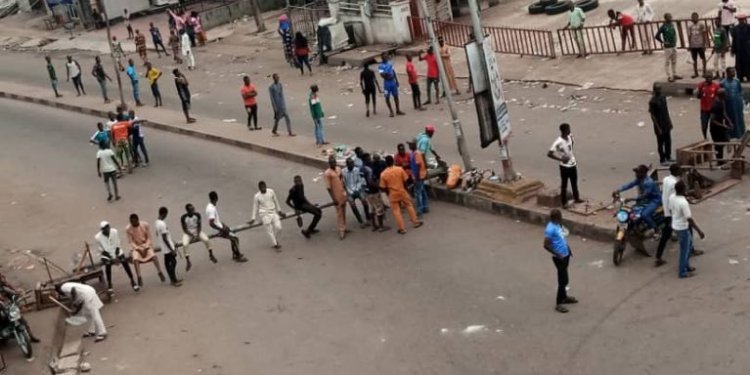 Insecurity: Ibadan Mogajis, Amotekun Meet Hoodlums