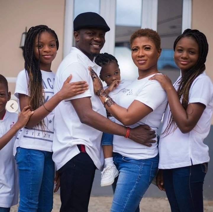 Dapo Oshin wife and family