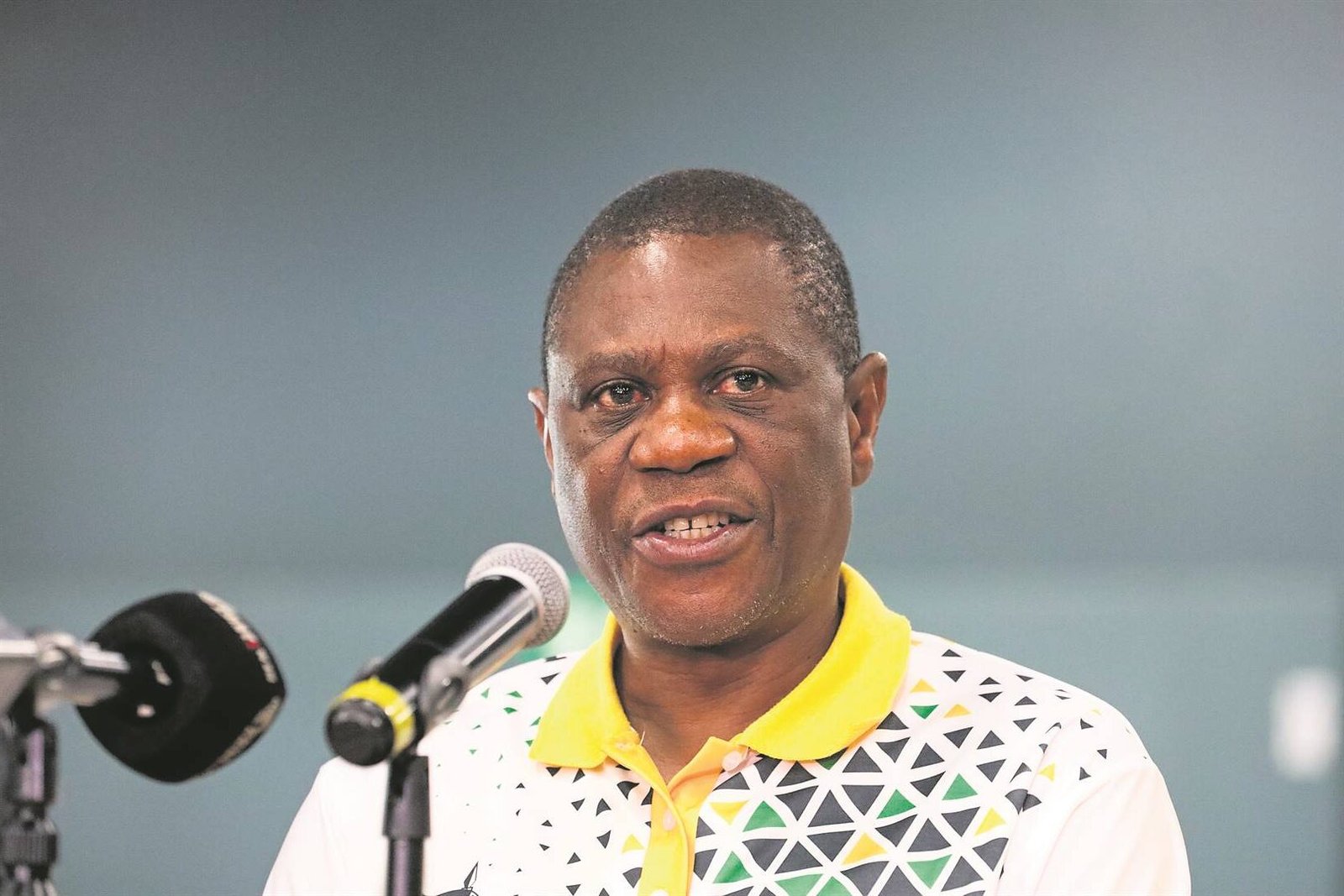 Paul Mashatile Biography, Net Worth, Age, Parents, Wife, Children, Family