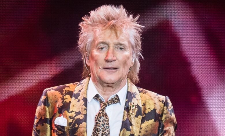 Rod Stewart Bio, Age, Height, Career, Family, Wife, Children, Net Worth ...