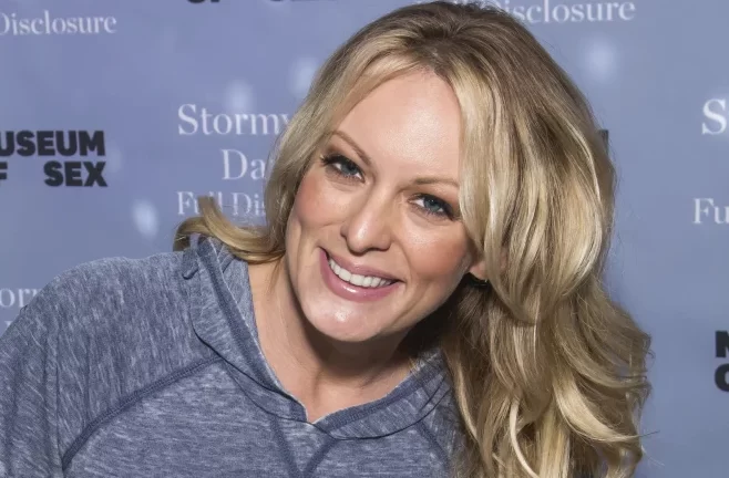 Stormy Daniels Bio, Age, Net Worth, Parents, Siblings, Husband, Children, Height