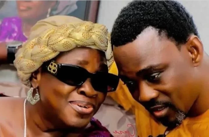 Fuji Singer, Pasuma Loses Mum