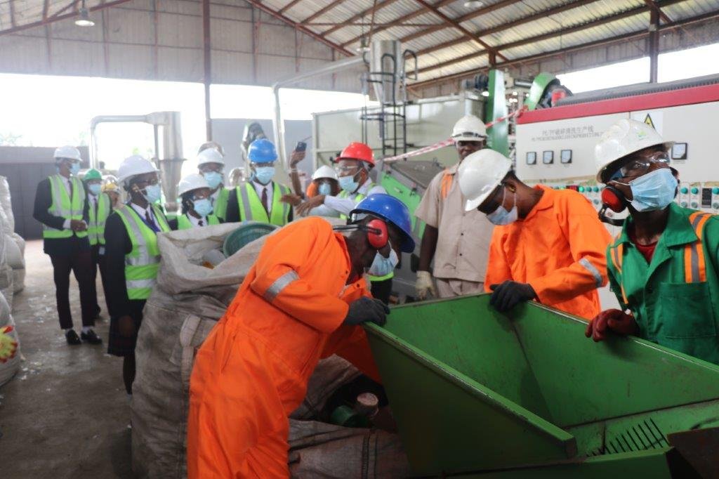 Foundation Sensitizes Students on Waste Recycling, Launches Club