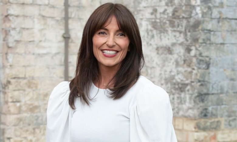 Davina McCall Biography: Age, Height, Parents, Husband, Children, Net ...