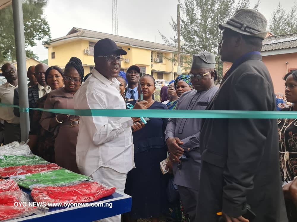 Oyo Govt. Distributes Sporting Equipment to 82 Schools