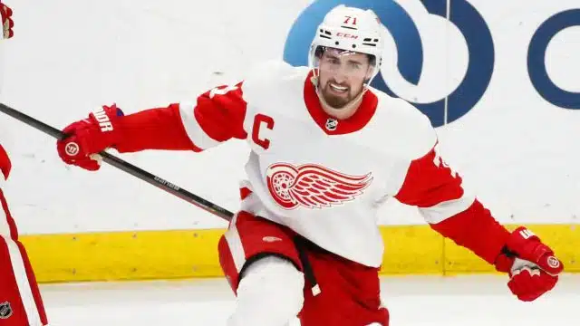 Dylan Larkin Biography, Age, Height, Parents, Siblings, Wife, Children, Net Worth