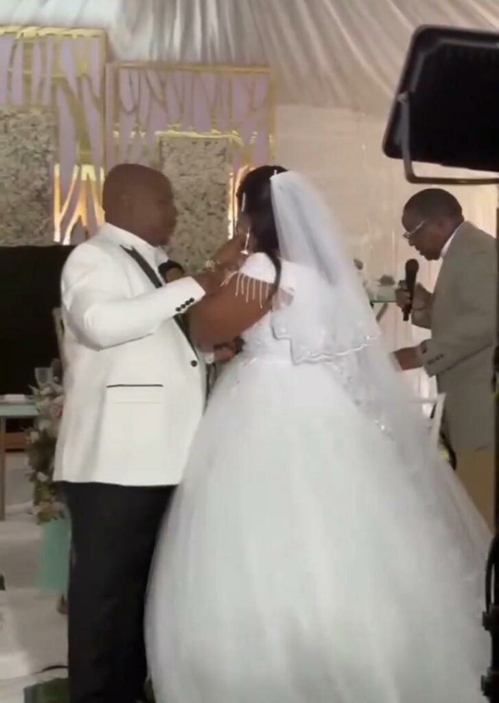 Reactions as Bride Refuses to Kiss Bride on Wedding Day