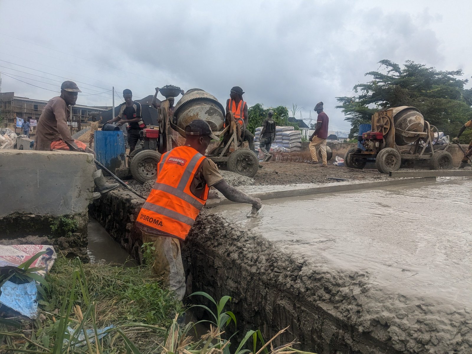 Oyo Govt Deploys Concrete Tech on Zion plaza-Olusoji Road